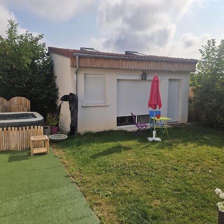 La Serenite Balinaise, Chambre Et Sdb Privee, Jardin , Piscine Et Jacuzzi En Saison, Pres De Chantilly, Parc Asterix Et Cdg Et Paris En 20' Orry-La-Ville Екстериор снимка