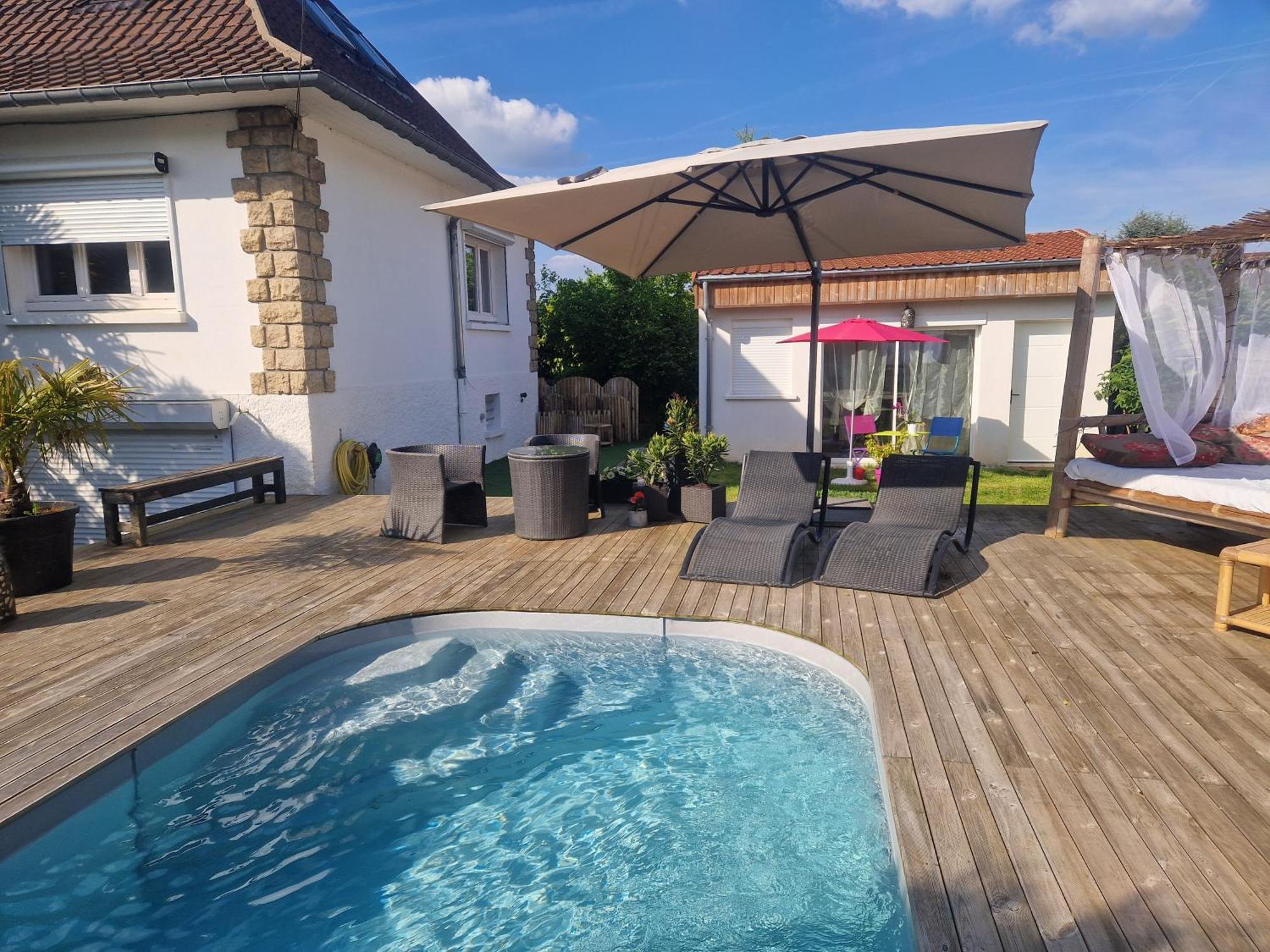 La Serenite Balinaise, Chambre Et Sdb Privee, Jardin , Piscine Et Jacuzzi En Saison, Pres De Chantilly, Parc Asterix Et Cdg Et Paris En 20' Orry-La-Ville Екстериор снимка